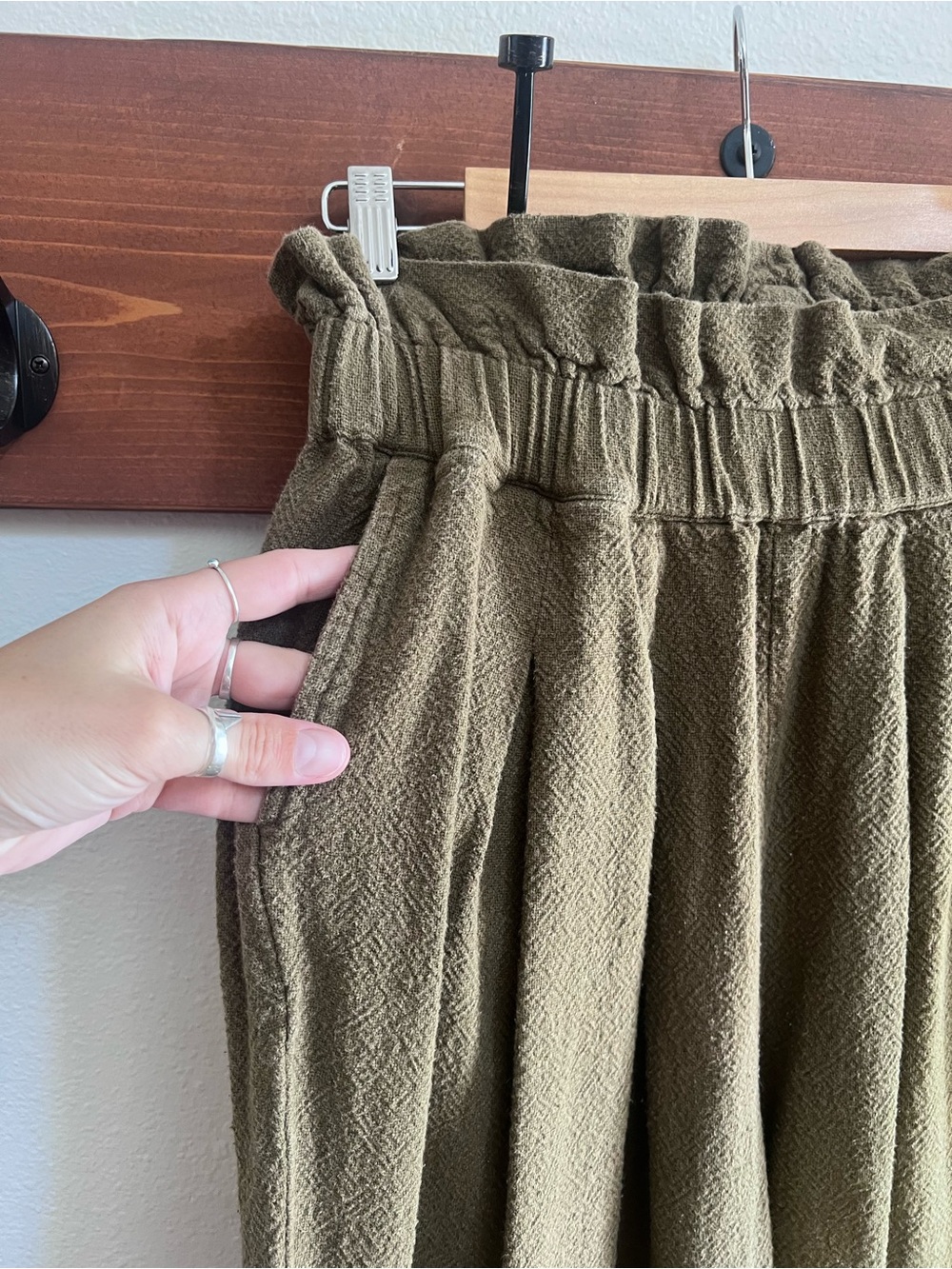 UO Green Wide Leg Pants Paper Bag Waist - Picture 3 of 11